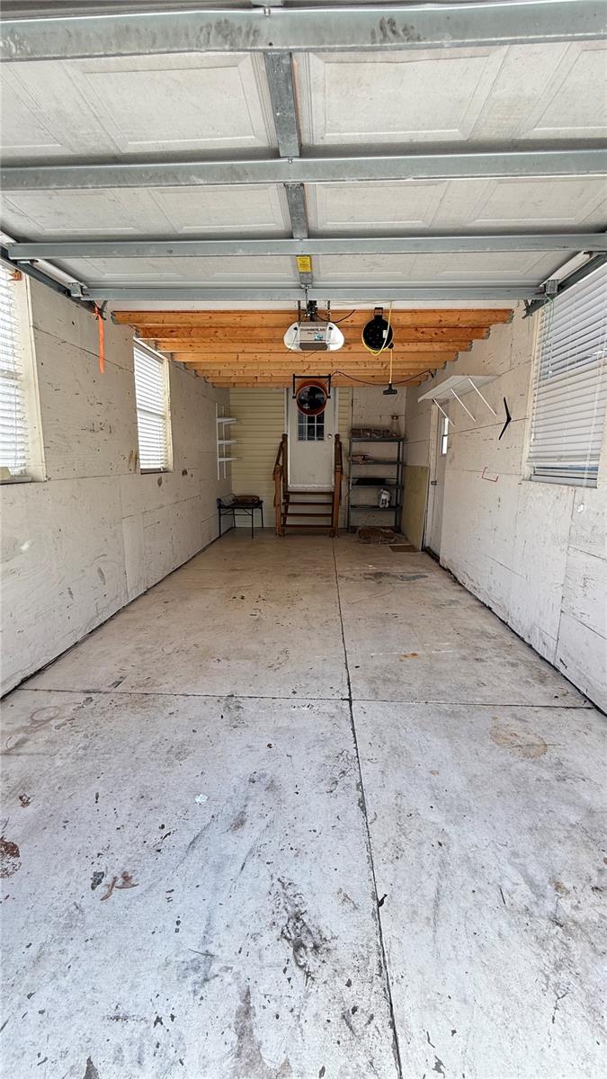 10404 BRUSSELS DR — photo 4