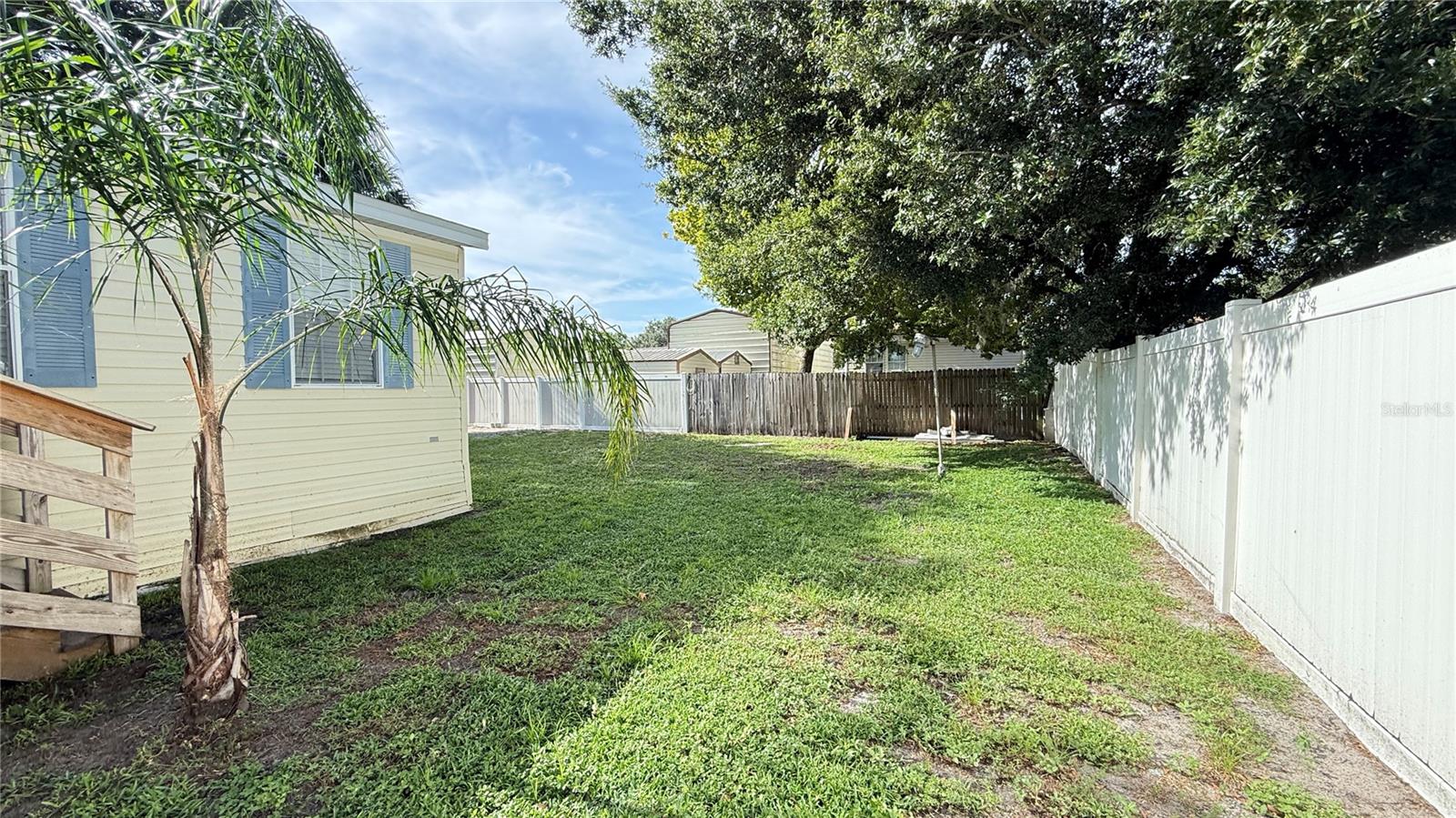 10404 BRUSSELS DR — photo 7
