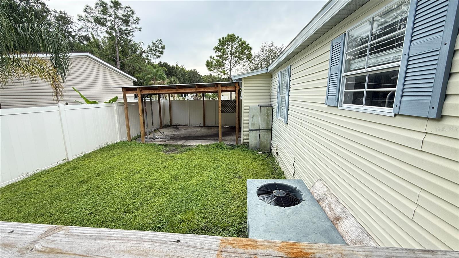 10404 BRUSSELS DR — photo 18