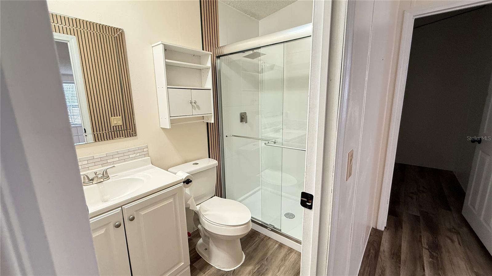 10404 BRUSSELS DR — photo 28