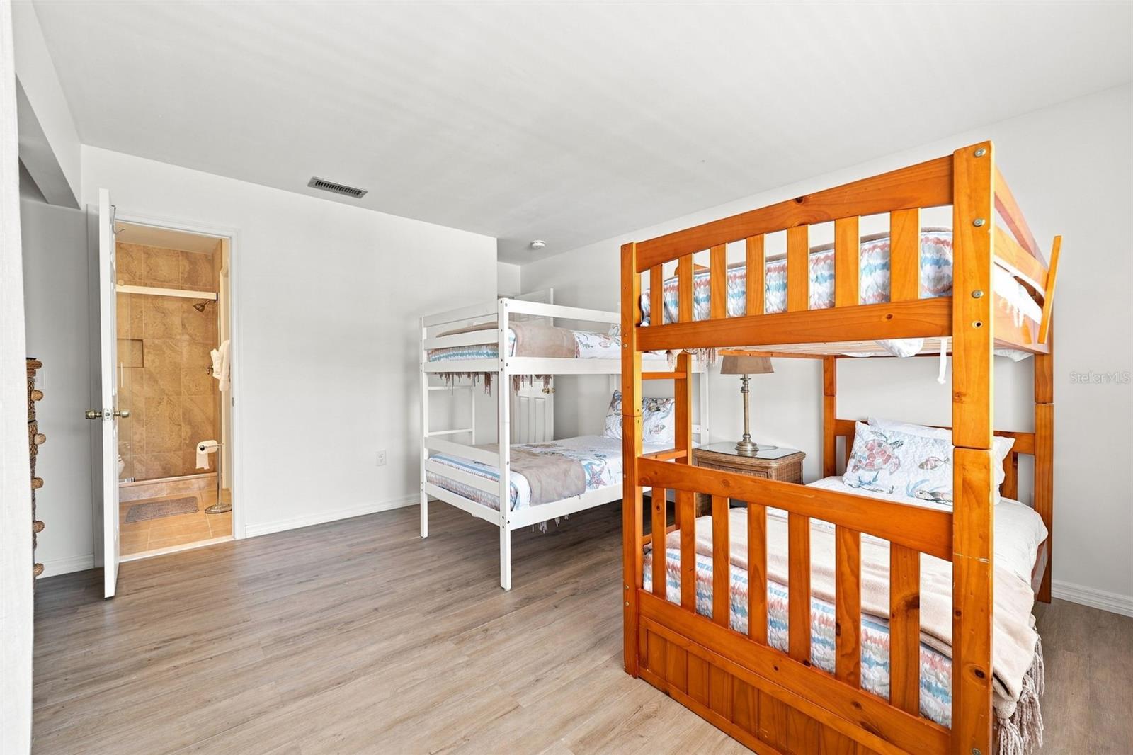 4215 E BAY DR #1403 — photo 13