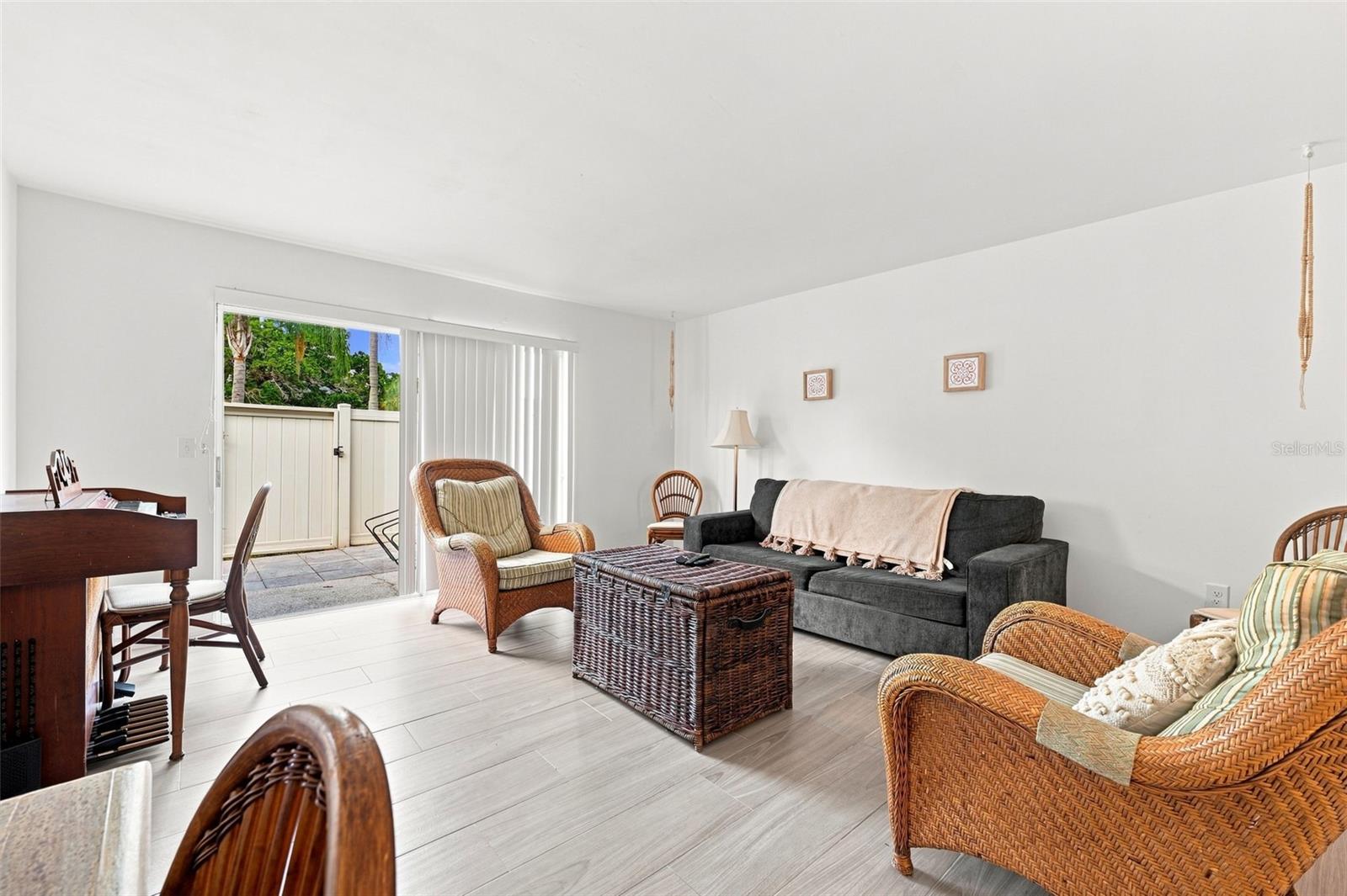 4215 E BAY DR #1403 — photo 16