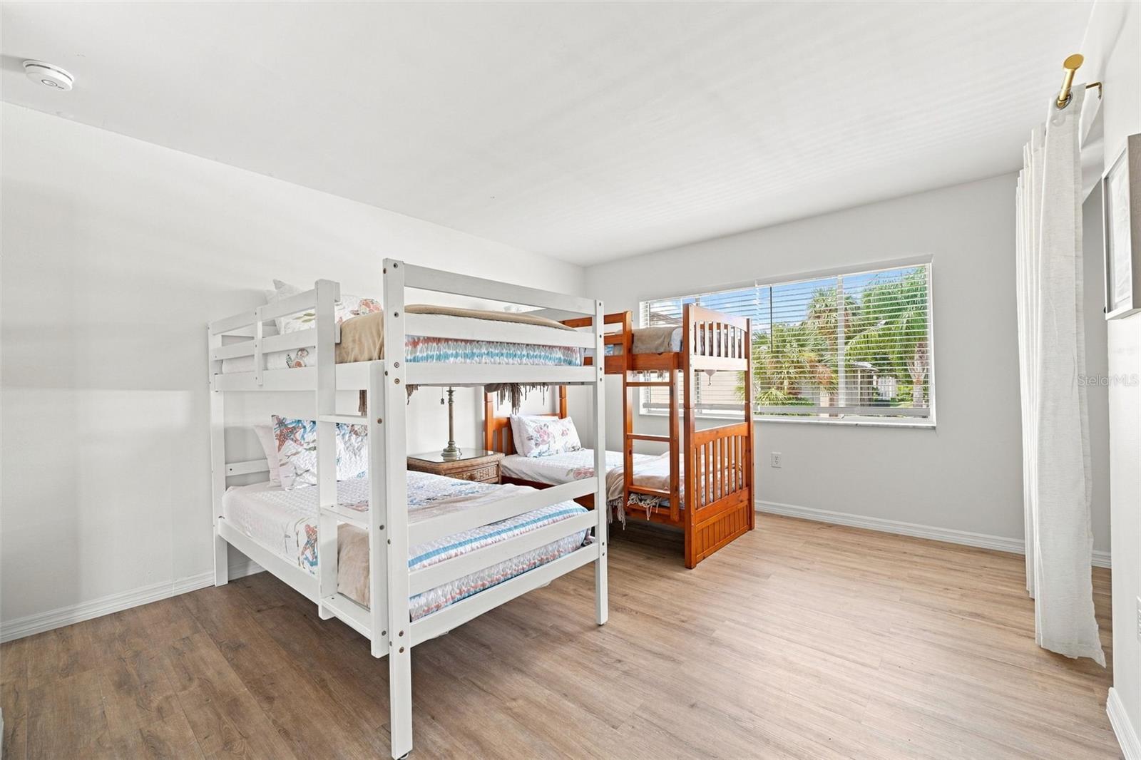 4215 E BAY DR #1403 — photo 14