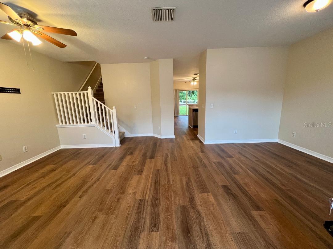 30202 SWINFORD LN — photo 2