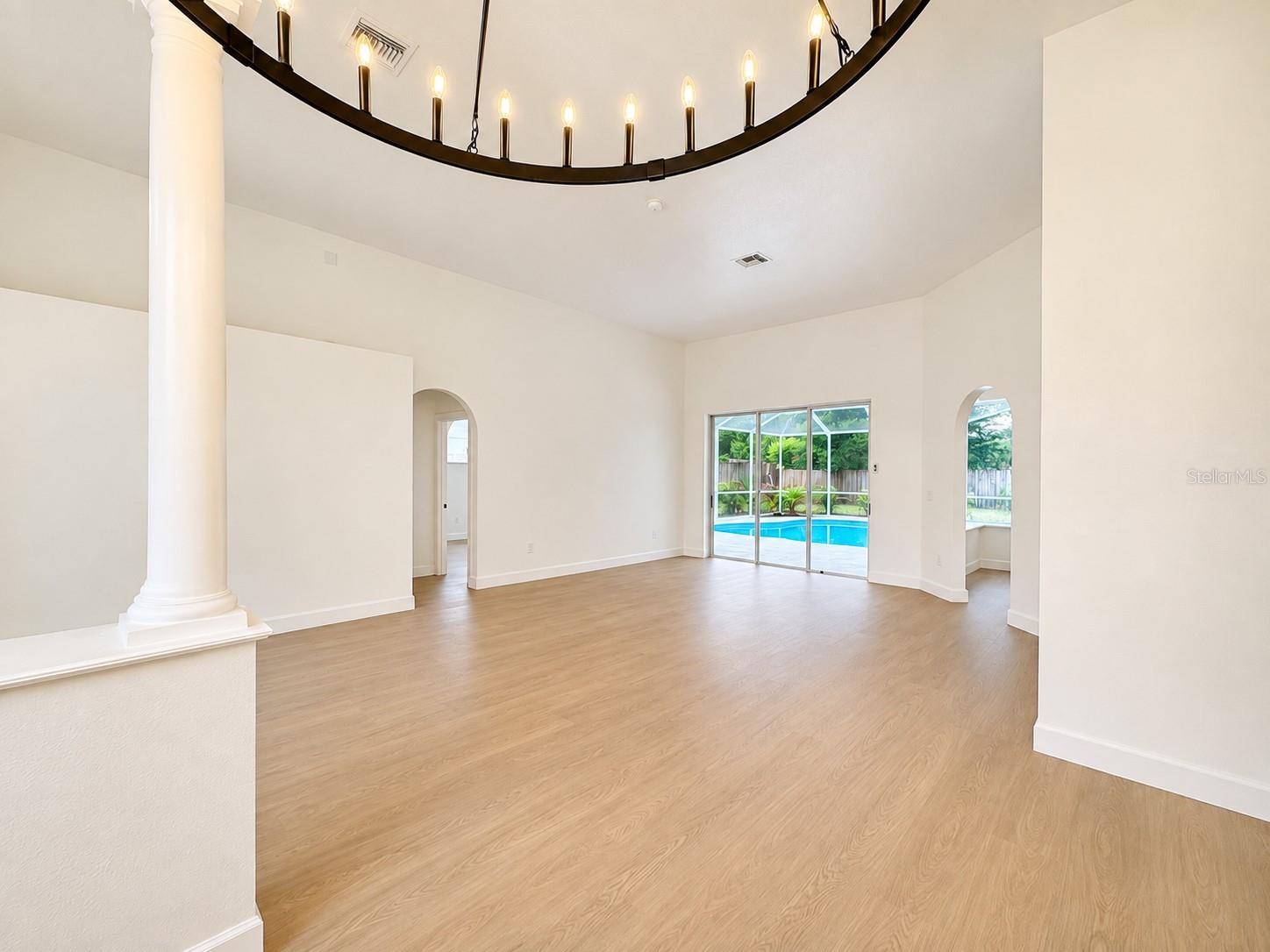 2532 BELLWOOD DR — photo 9