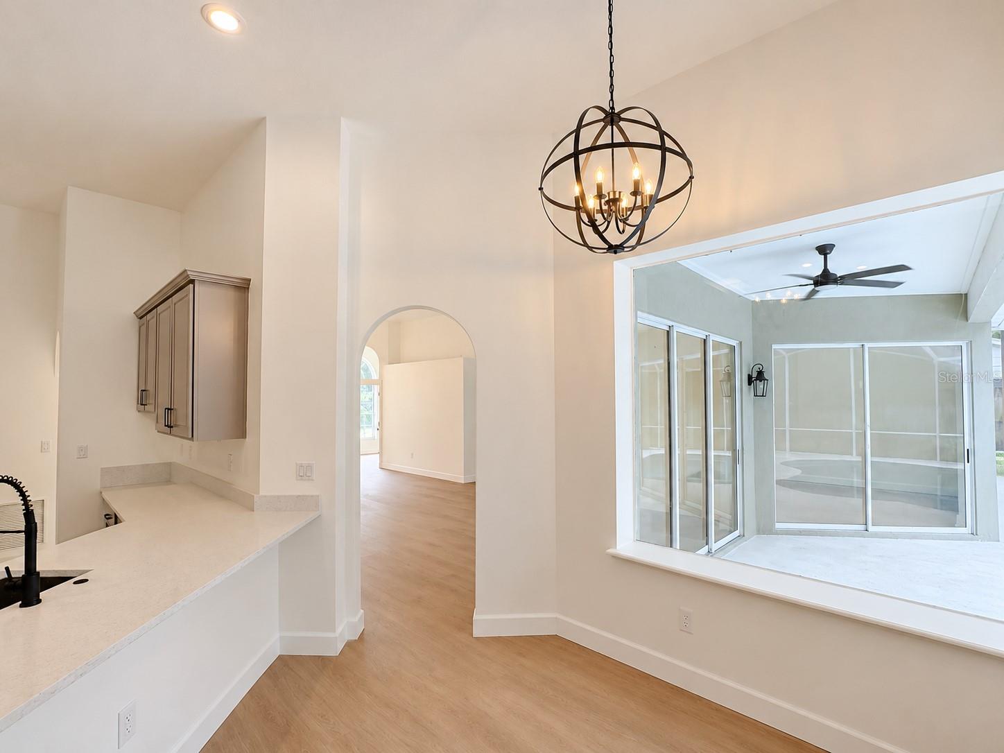 2532 BELLWOOD DR — photo 20
