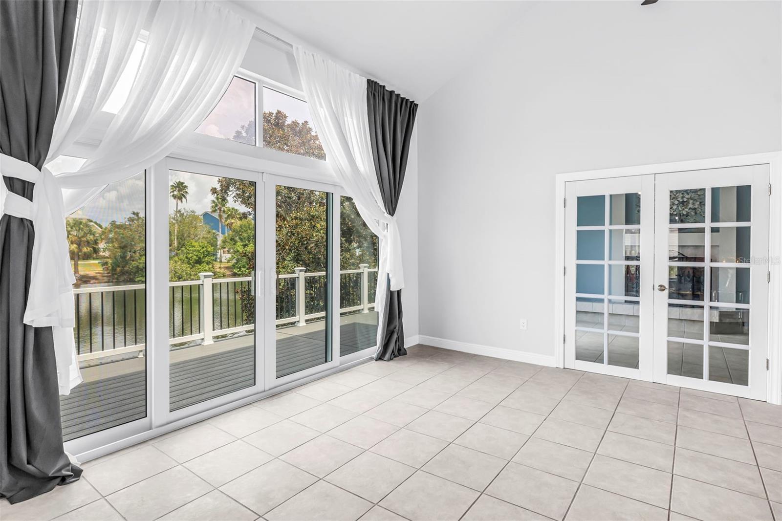 2111 HARBOUR WATCH DR — photo 37