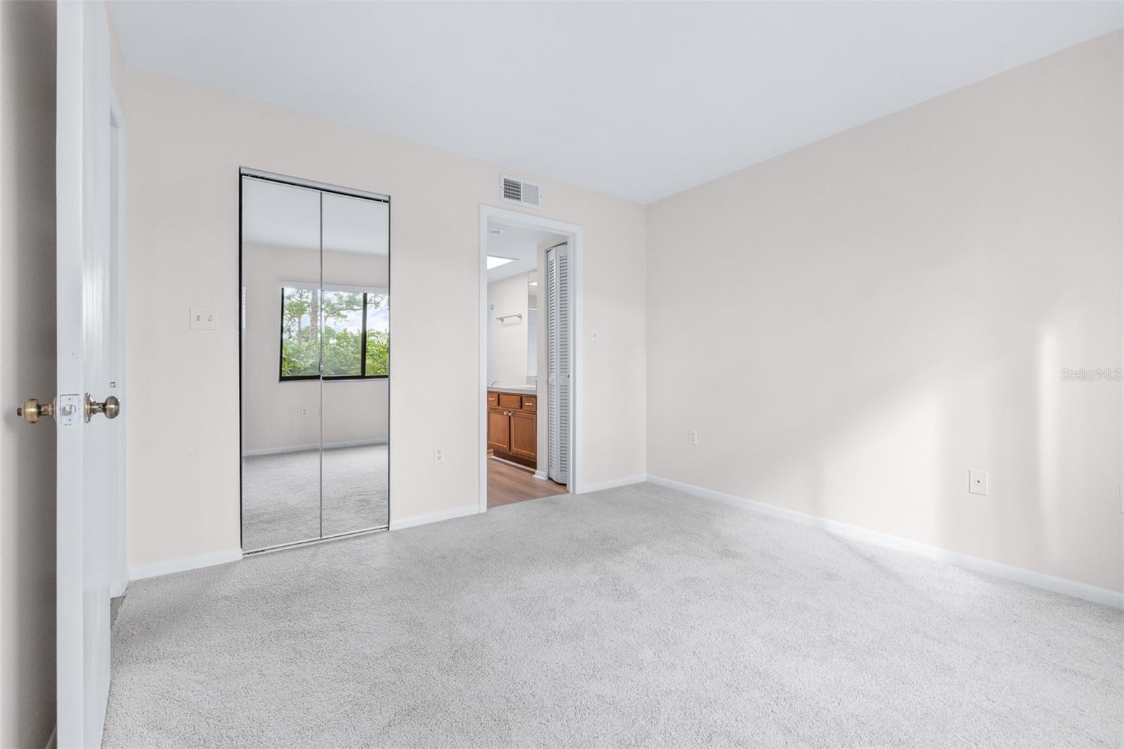 13602 S VILLAGE DR #1107 — photo 14