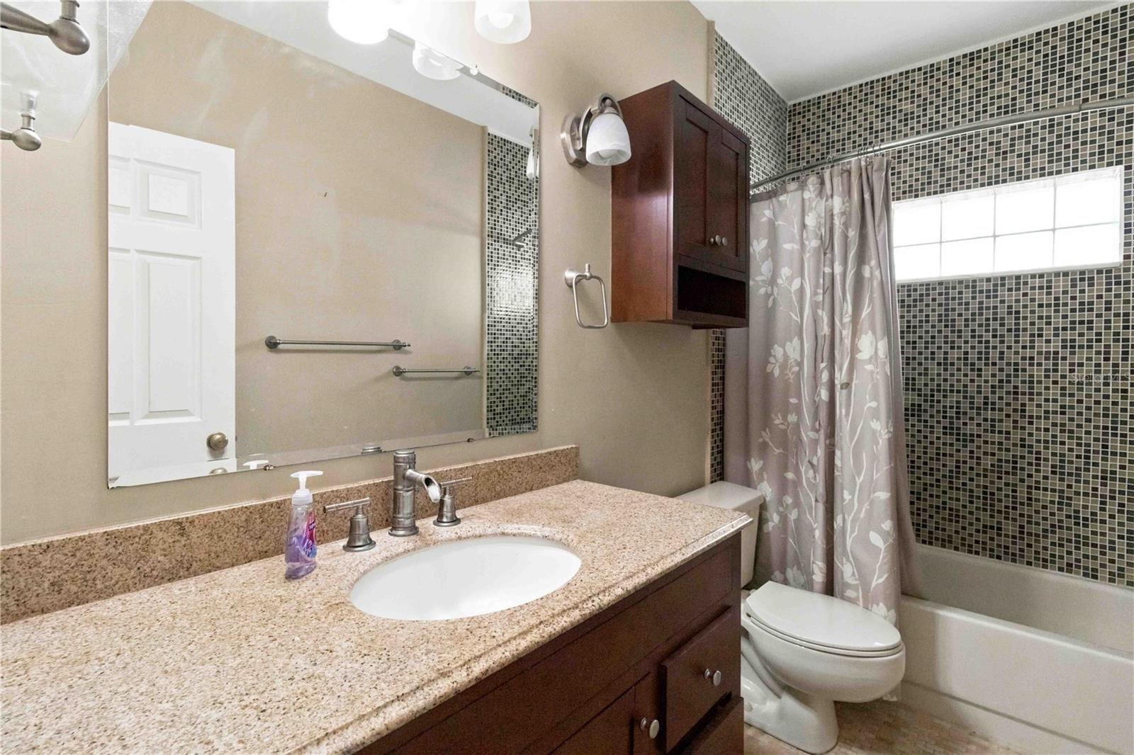 6511 DOLPHIN COVE DR — photo 28