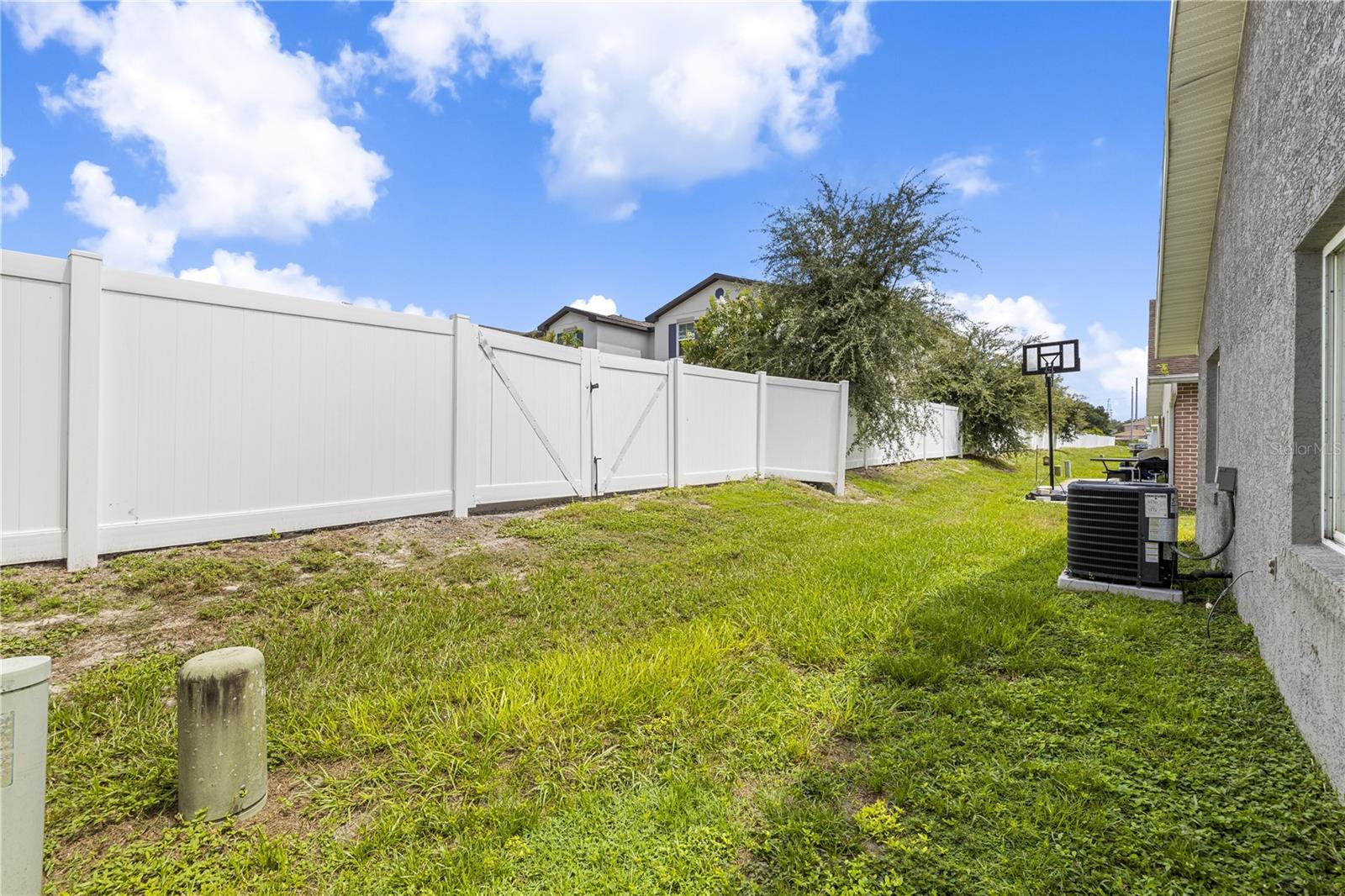 4753 SILVER CIR — photo 30