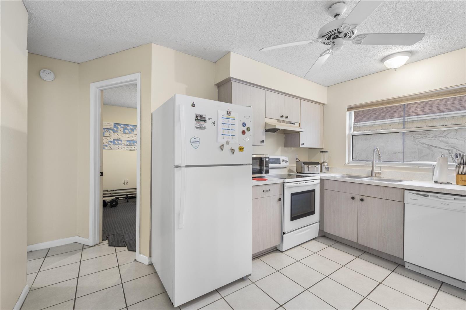 4753 SILVER CIR — photo 16