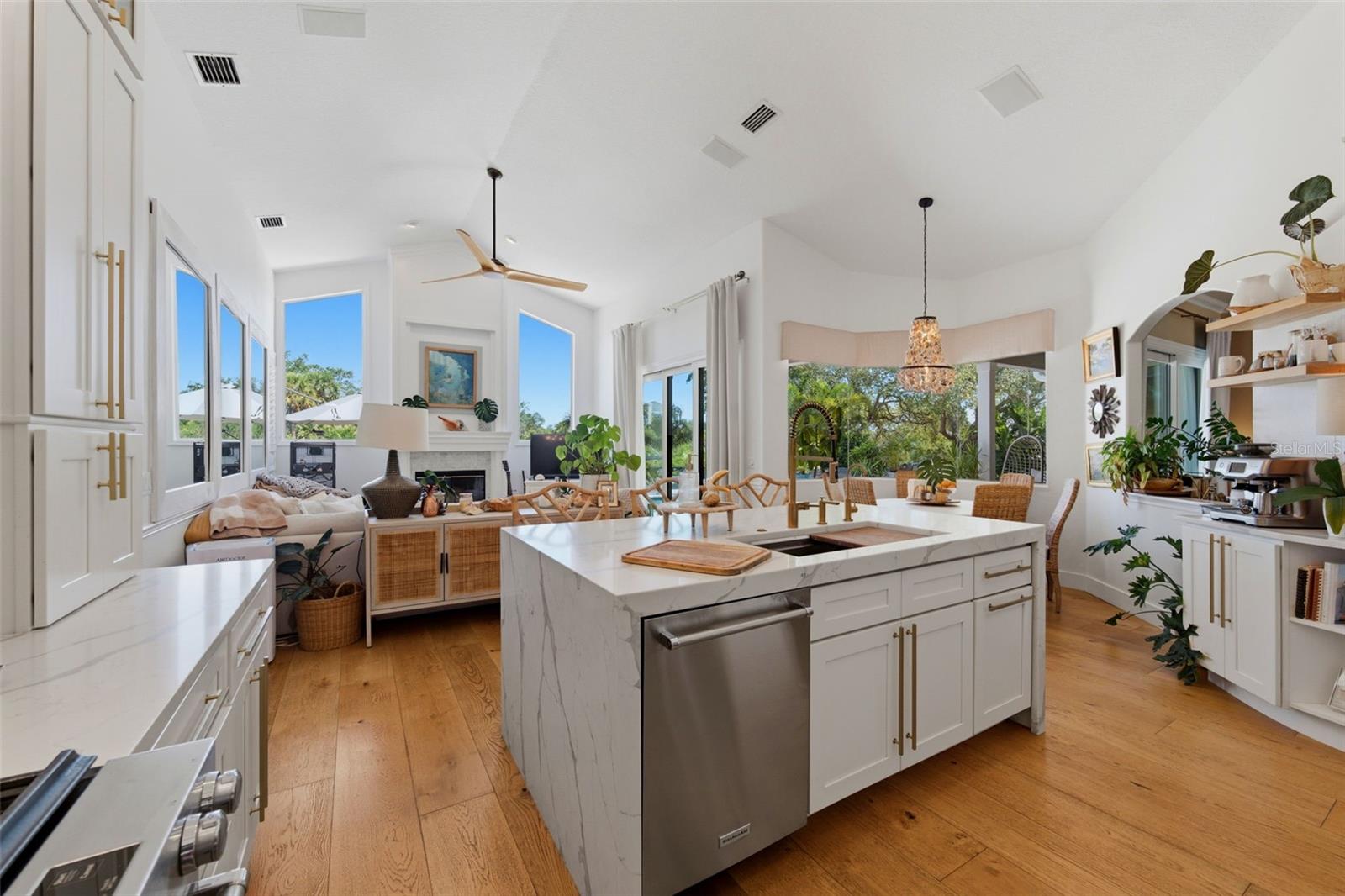 1102 MARINA DR — photo 17