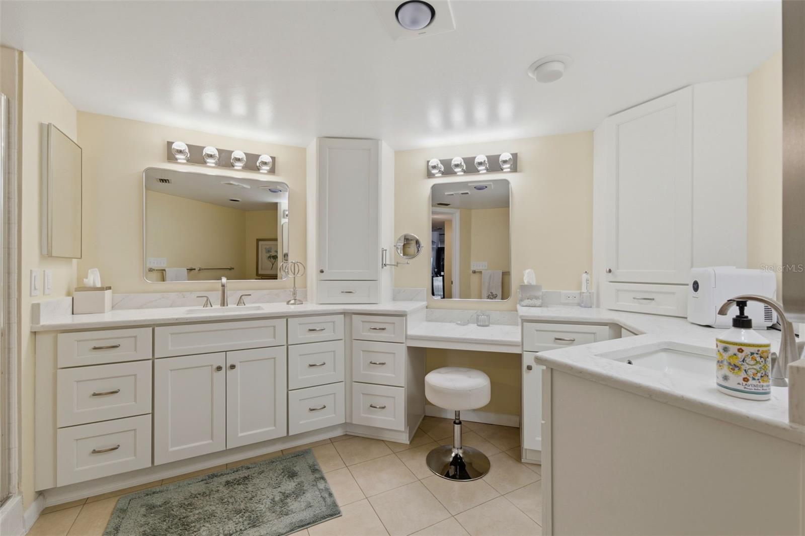 2775 KIPPS COLONY DR S #305 — photo 20