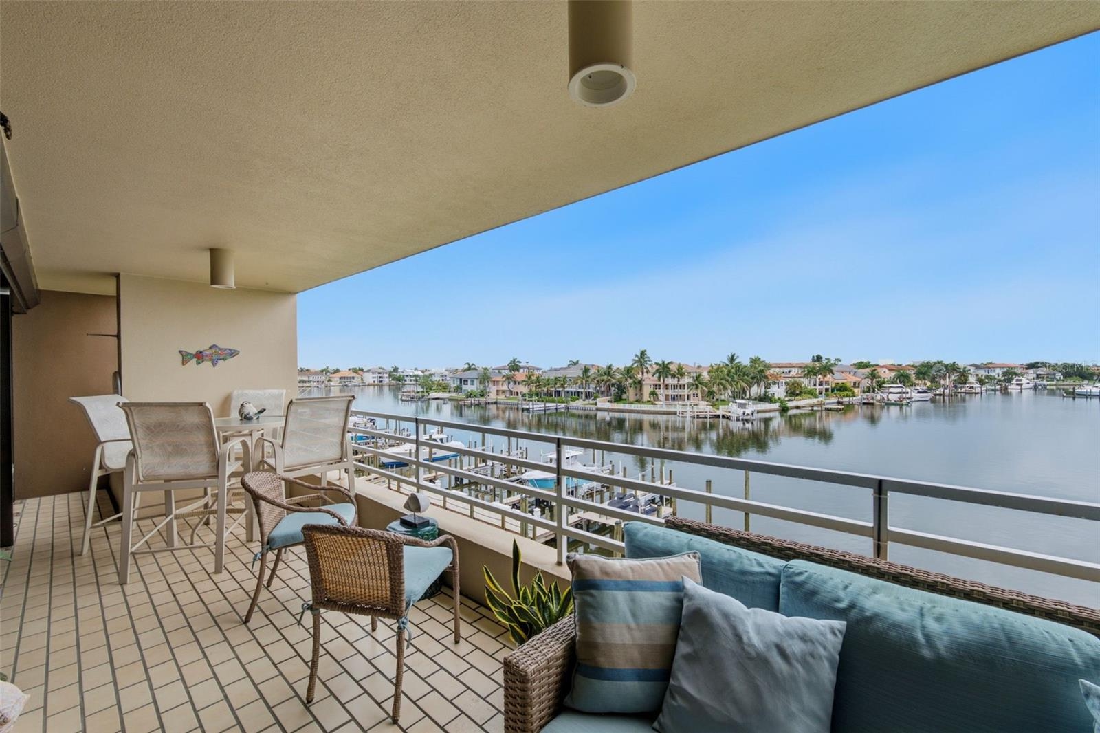2775 KIPPS COLONY DR S #305 — photo 30