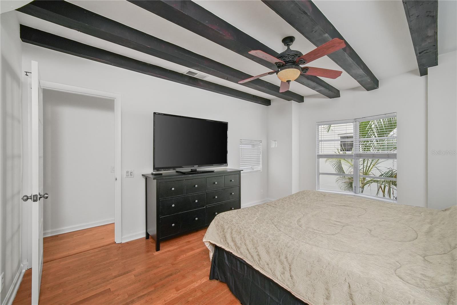 4950 BAYSHORE BLVD #16 — photo 31