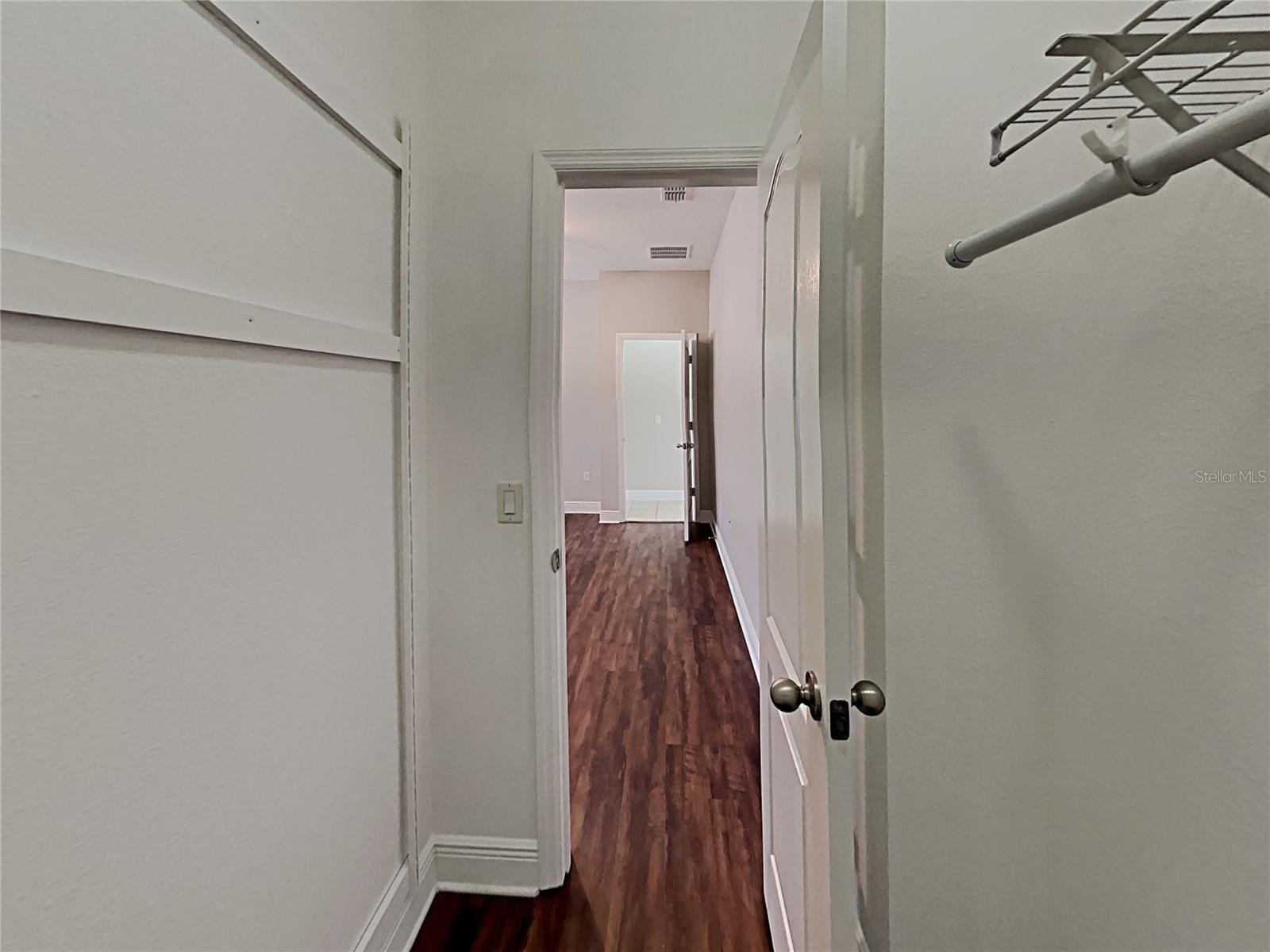 7033 FEATHER WOOD DR — photo 5