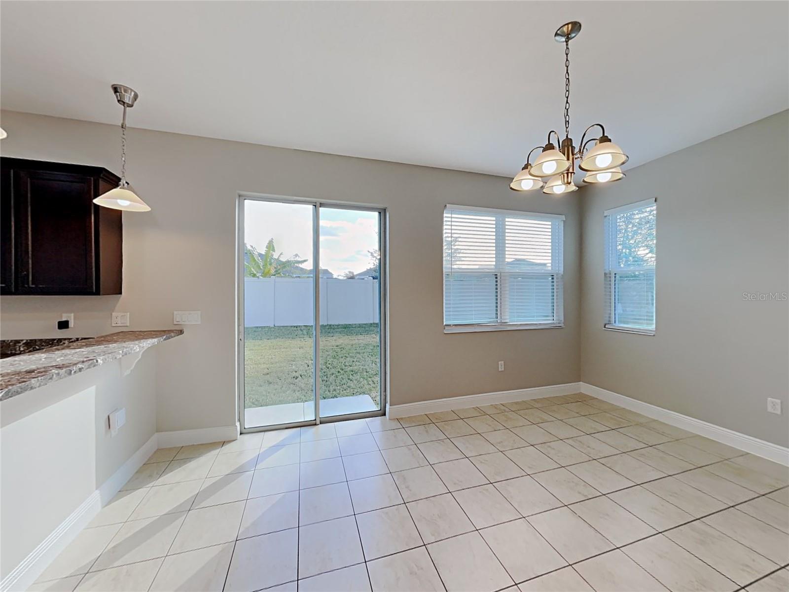 7033 FEATHER WOOD DR — photo 14