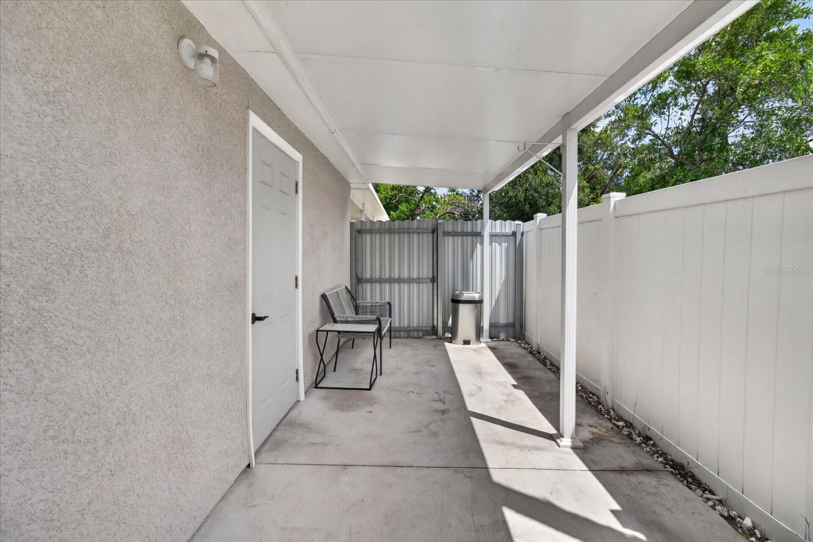 10905 N 22ND ST — photo 59