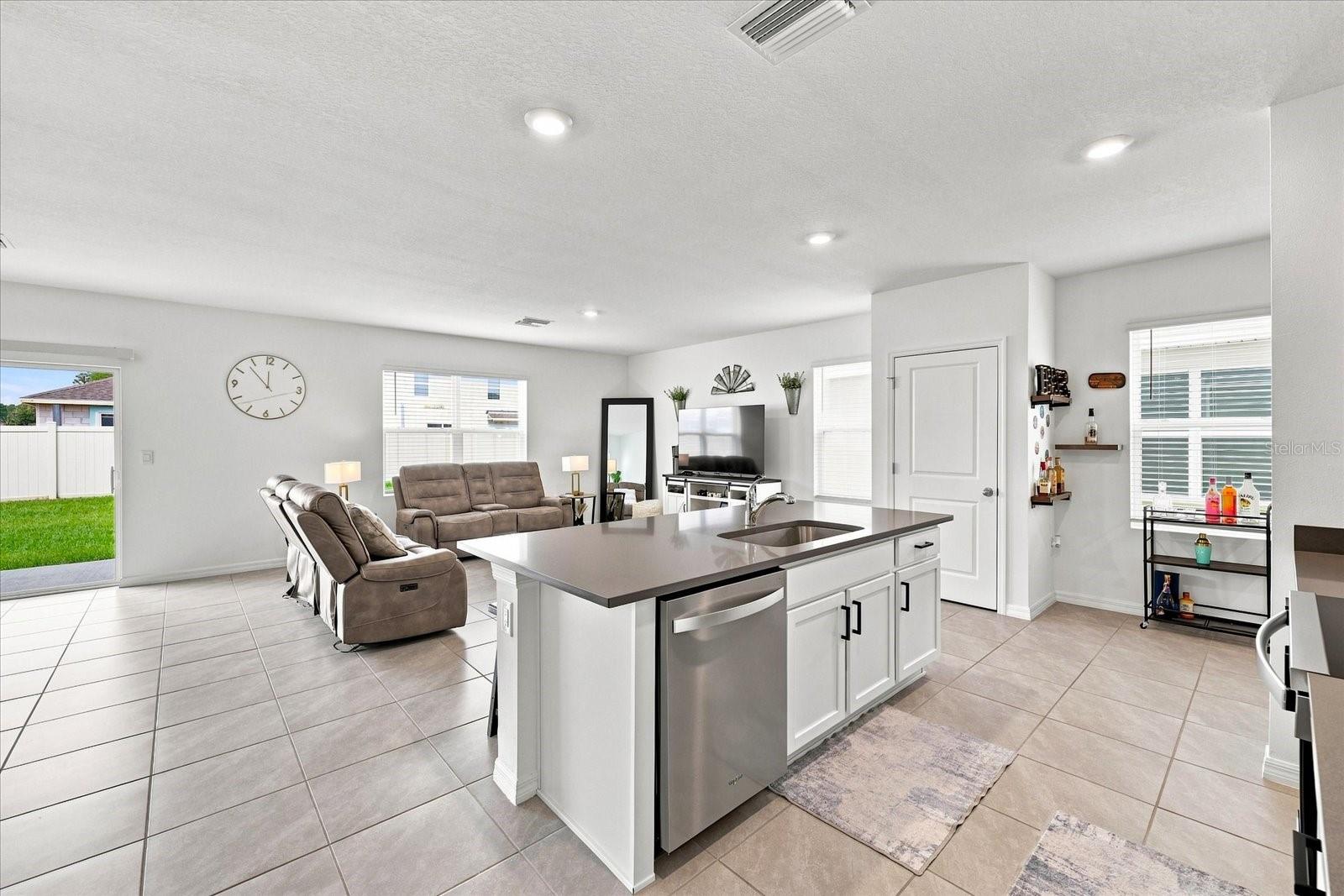 7025 BROAD RIVER AVE — photo 12