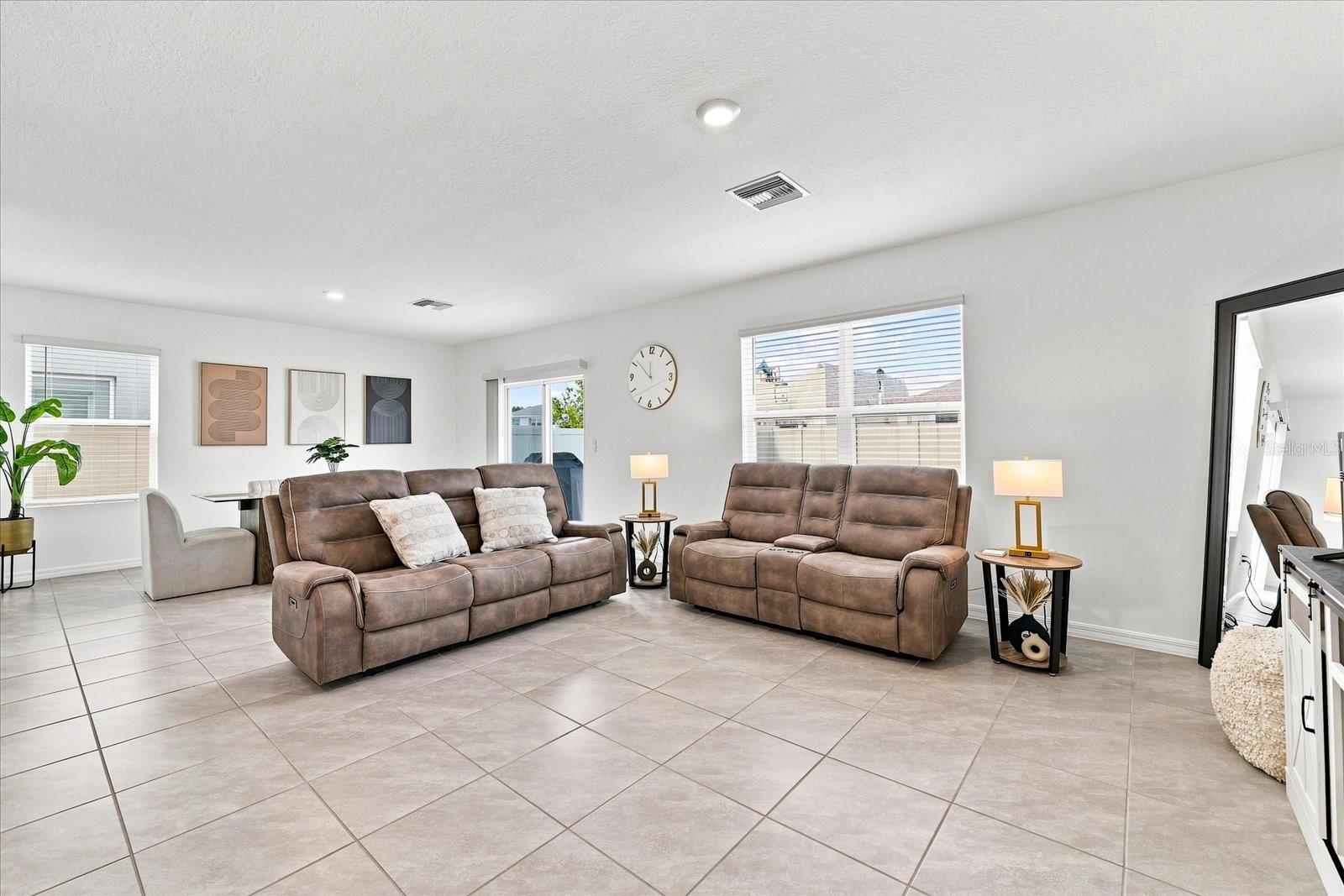 7025 BROAD RIVER AVE — photo 8