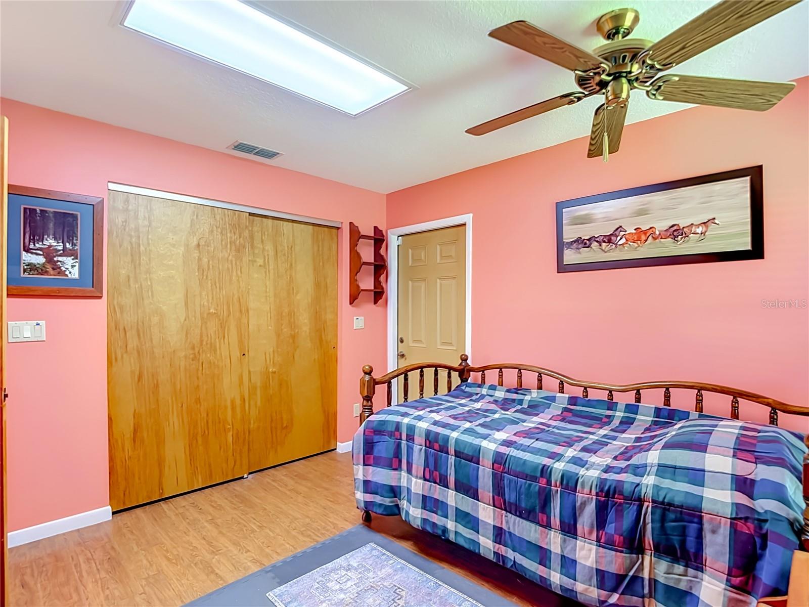 40312 SUNBURST DR — photo 57