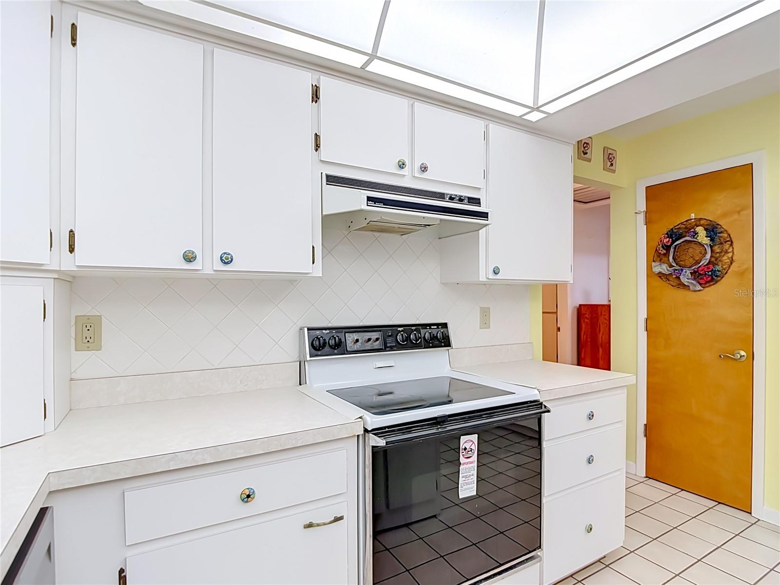 40312 SUNBURST DR — photo 25