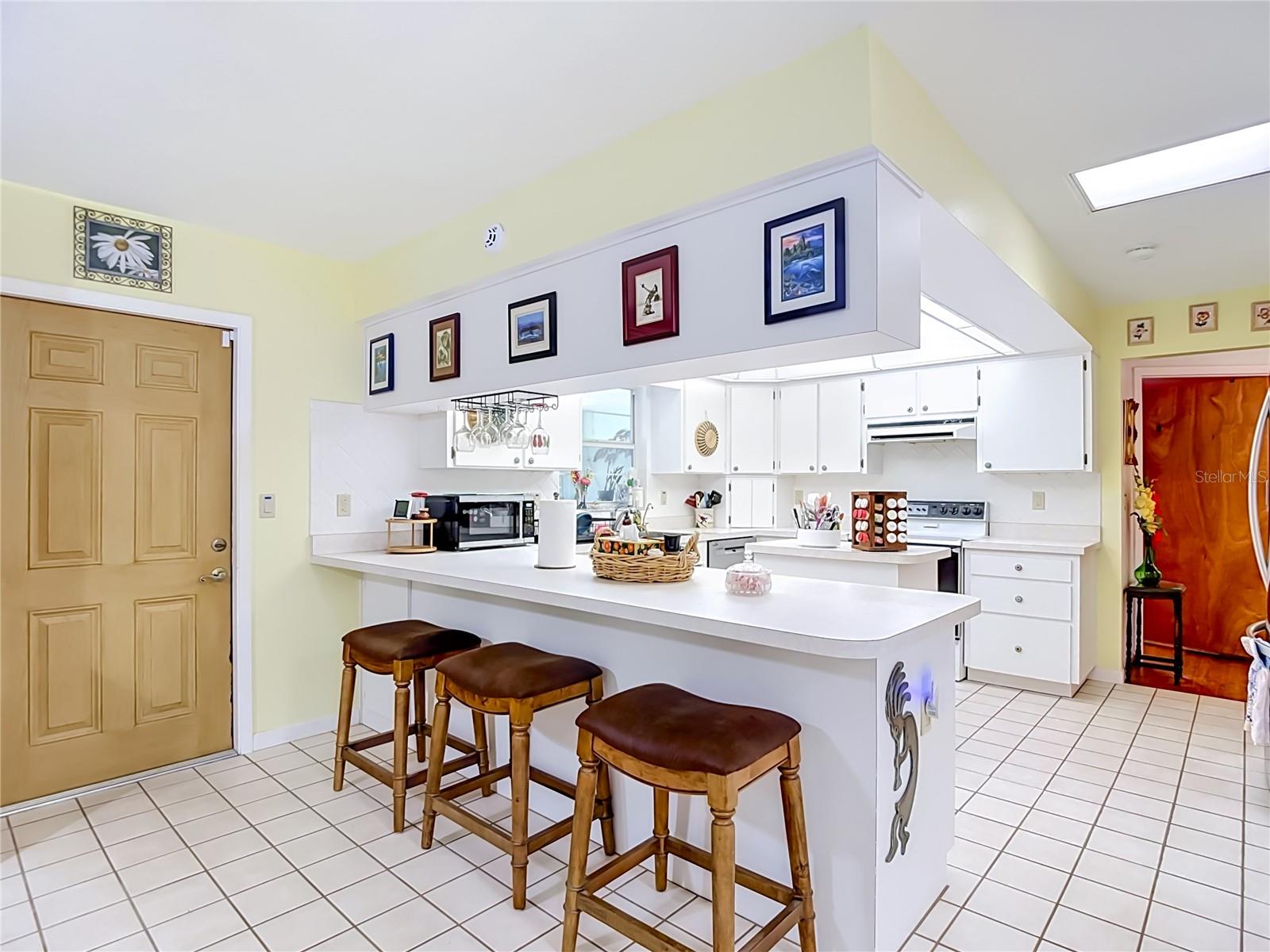 40312 SUNBURST DR — photo 5