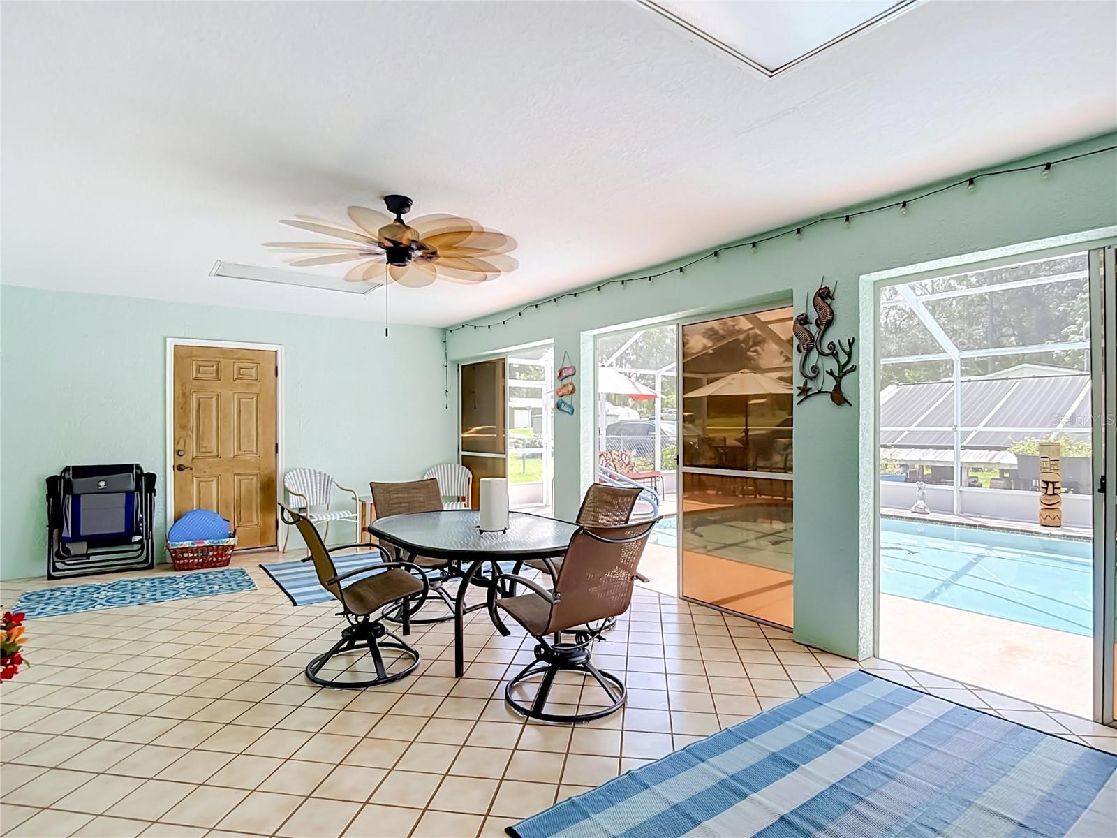 40312 SUNBURST DR — photo 64