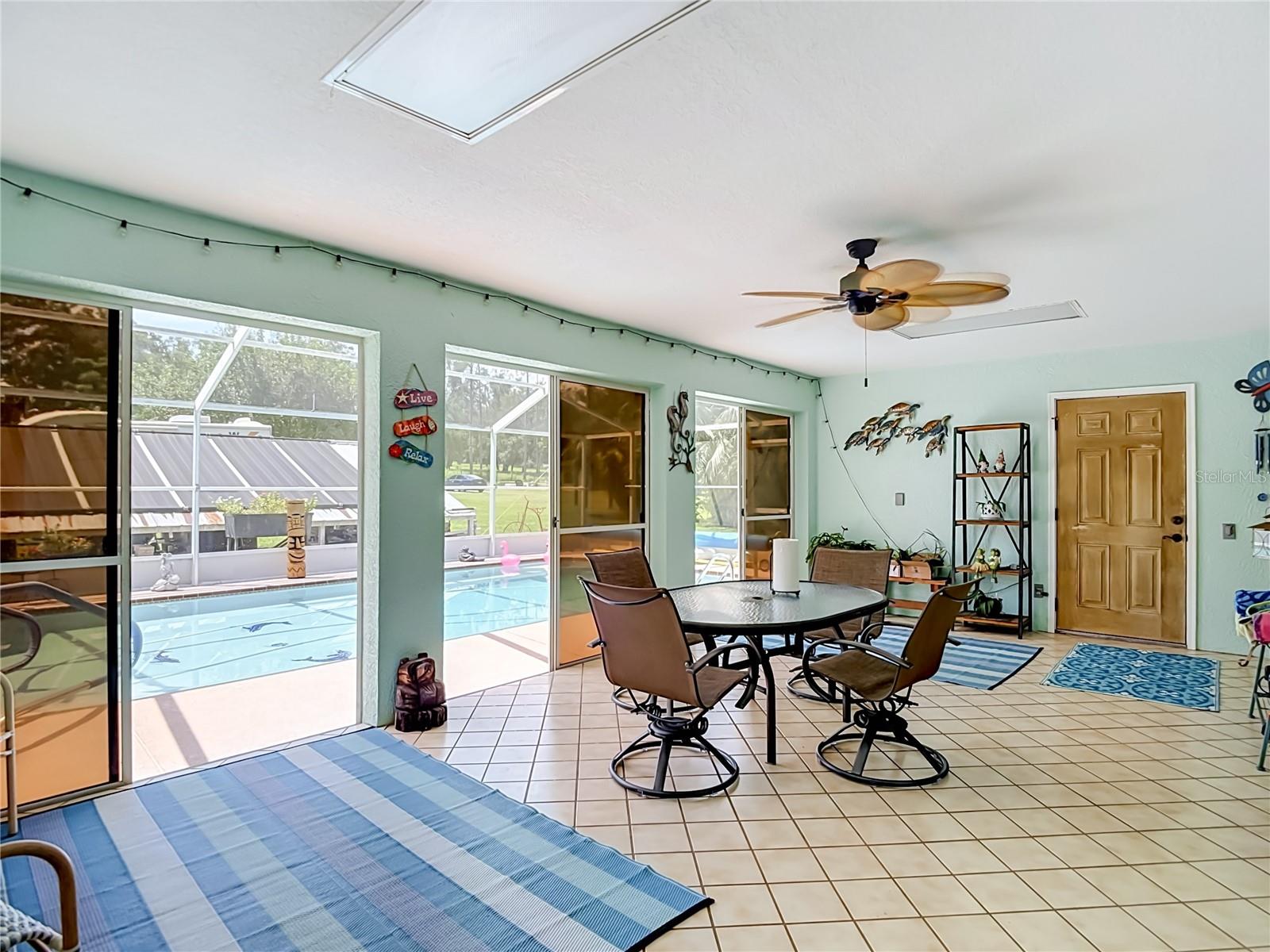 40312 SUNBURST DR — photo 9