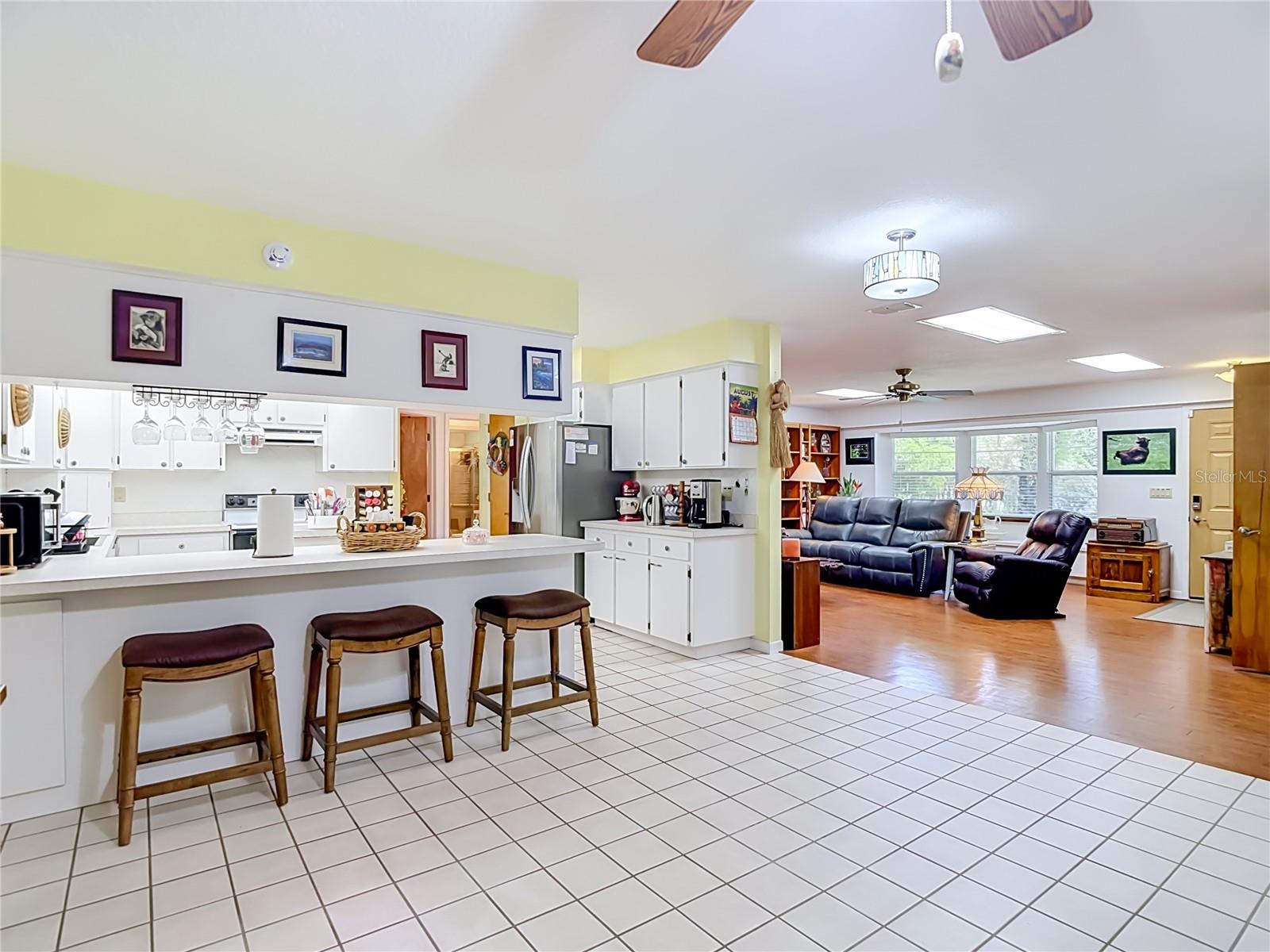 40312 SUNBURST DR — photo 33
