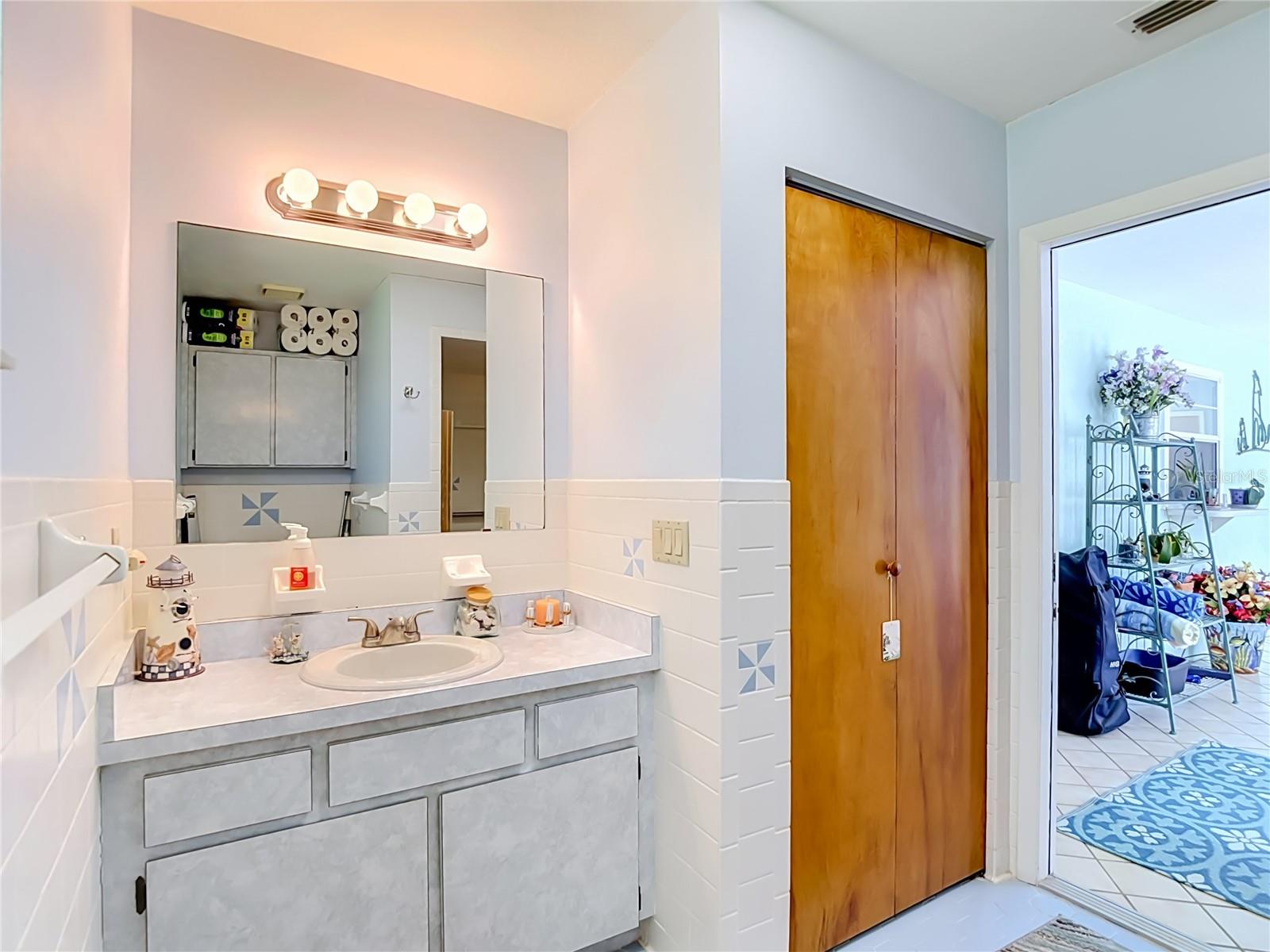 40312 SUNBURST DR — photo 41