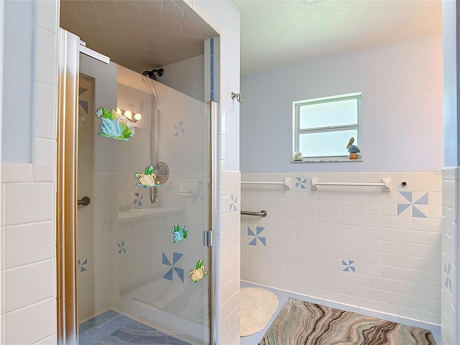 40312 SUNBURST DR — photo 40