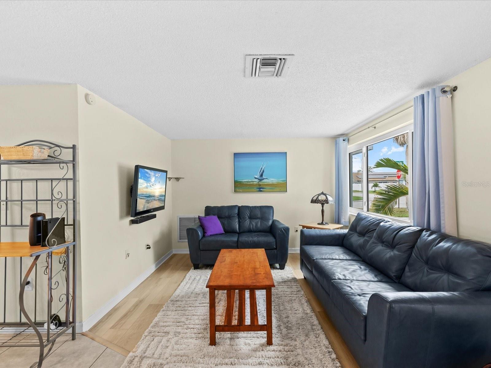 3845 MING TREE DR — photo 7