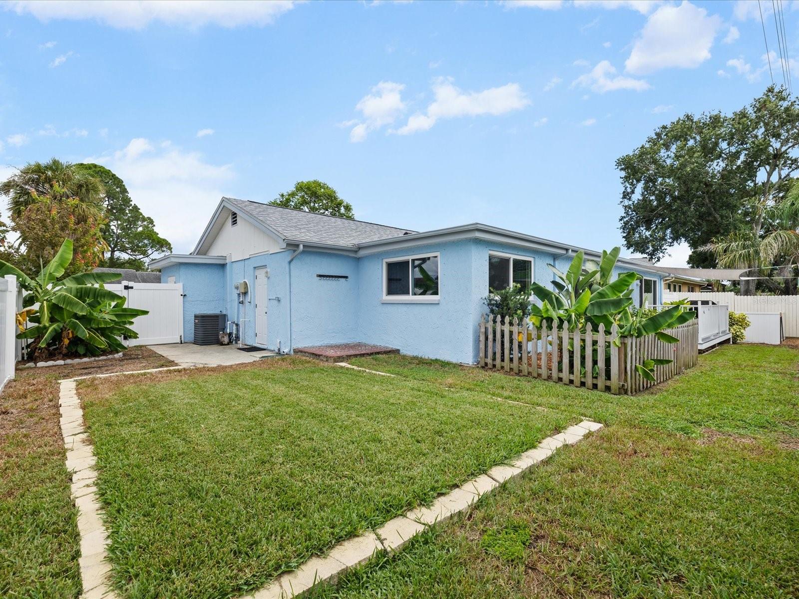 3845 MING TREE DR — photo 35