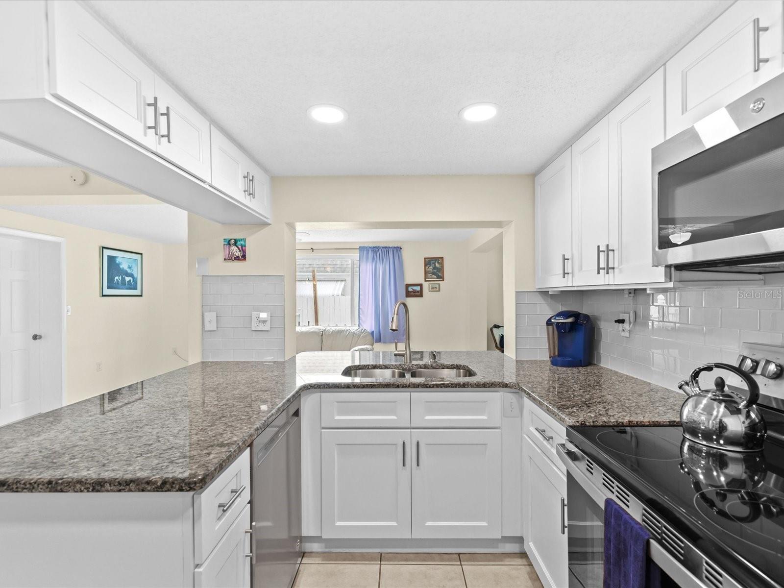 3845 MING TREE DR — photo 12