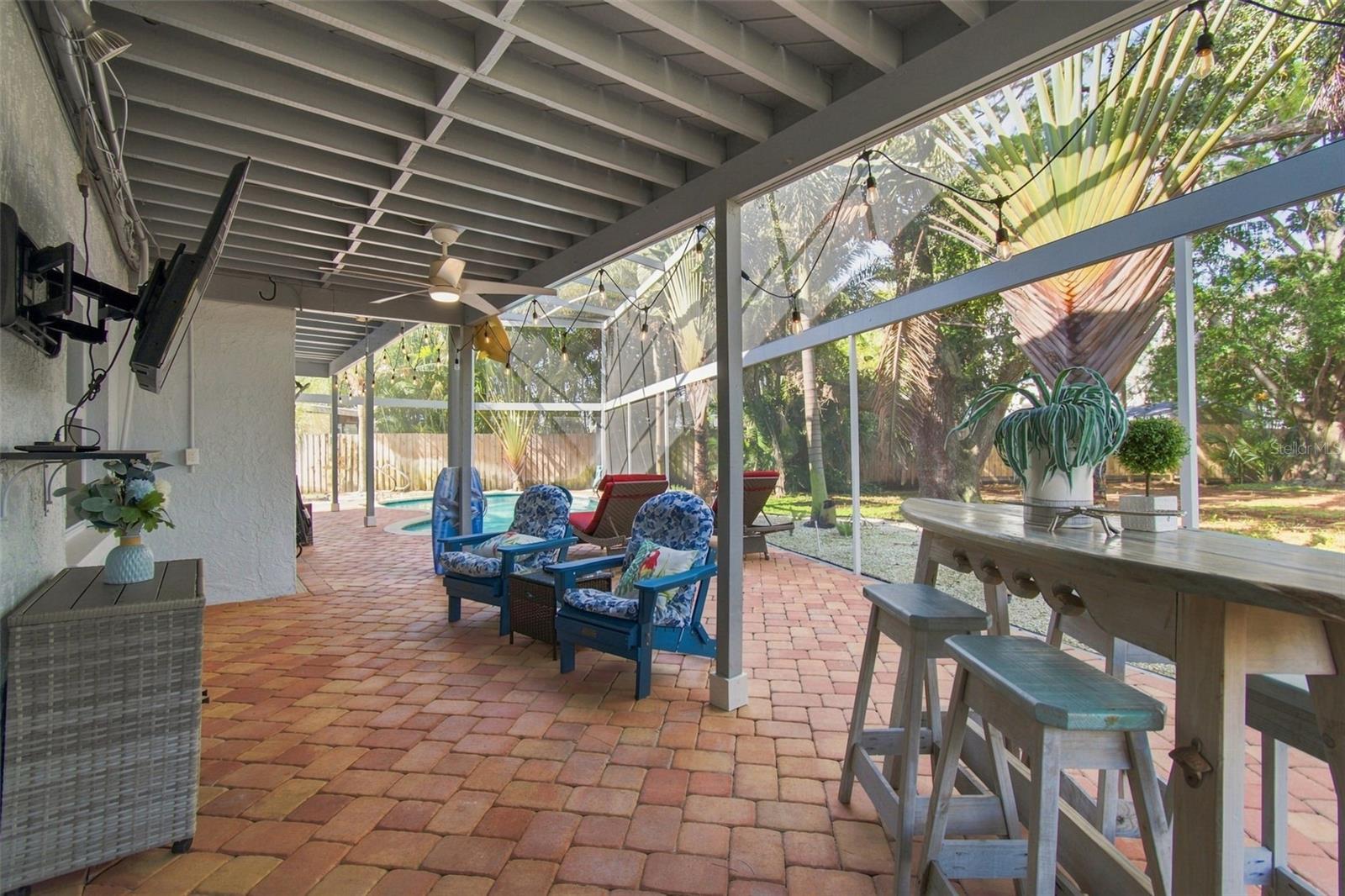 201 LAGOON DR — photo 47
