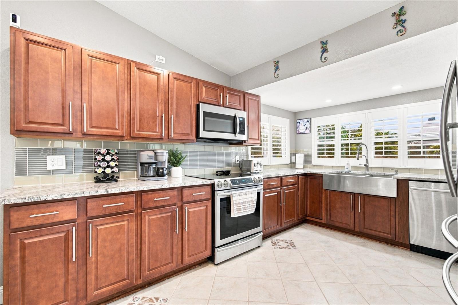 201 LAGOON DR — photo 13