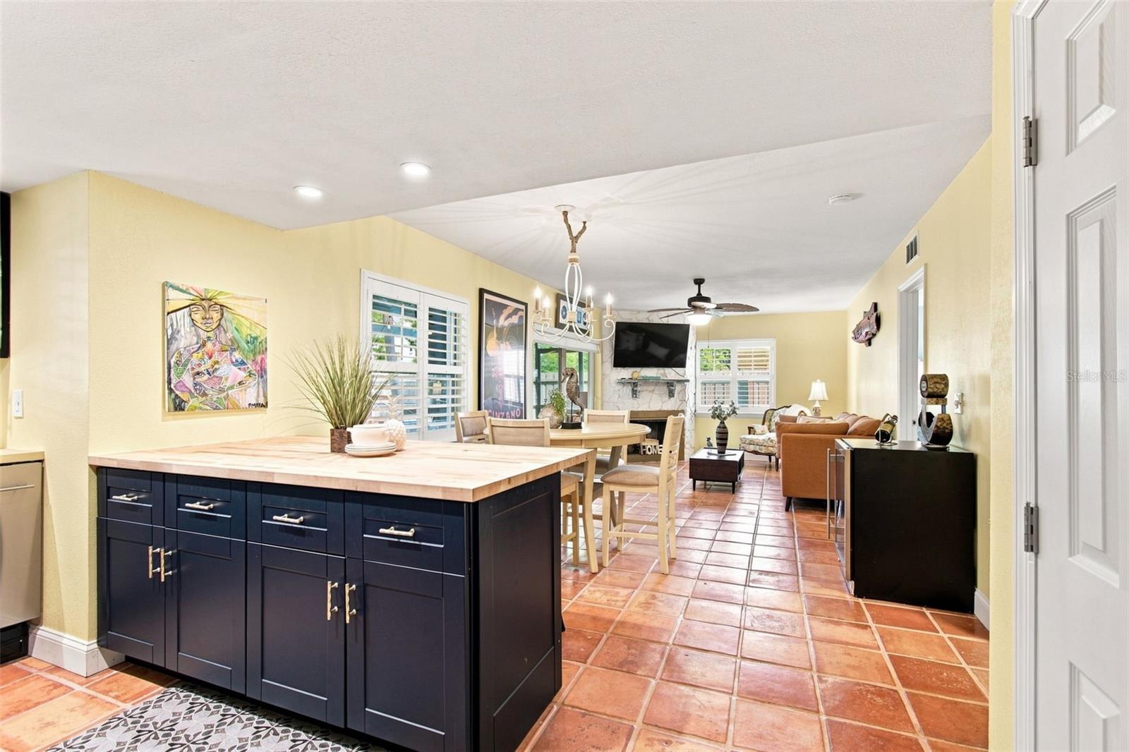201 LAGOON DR — photo 32