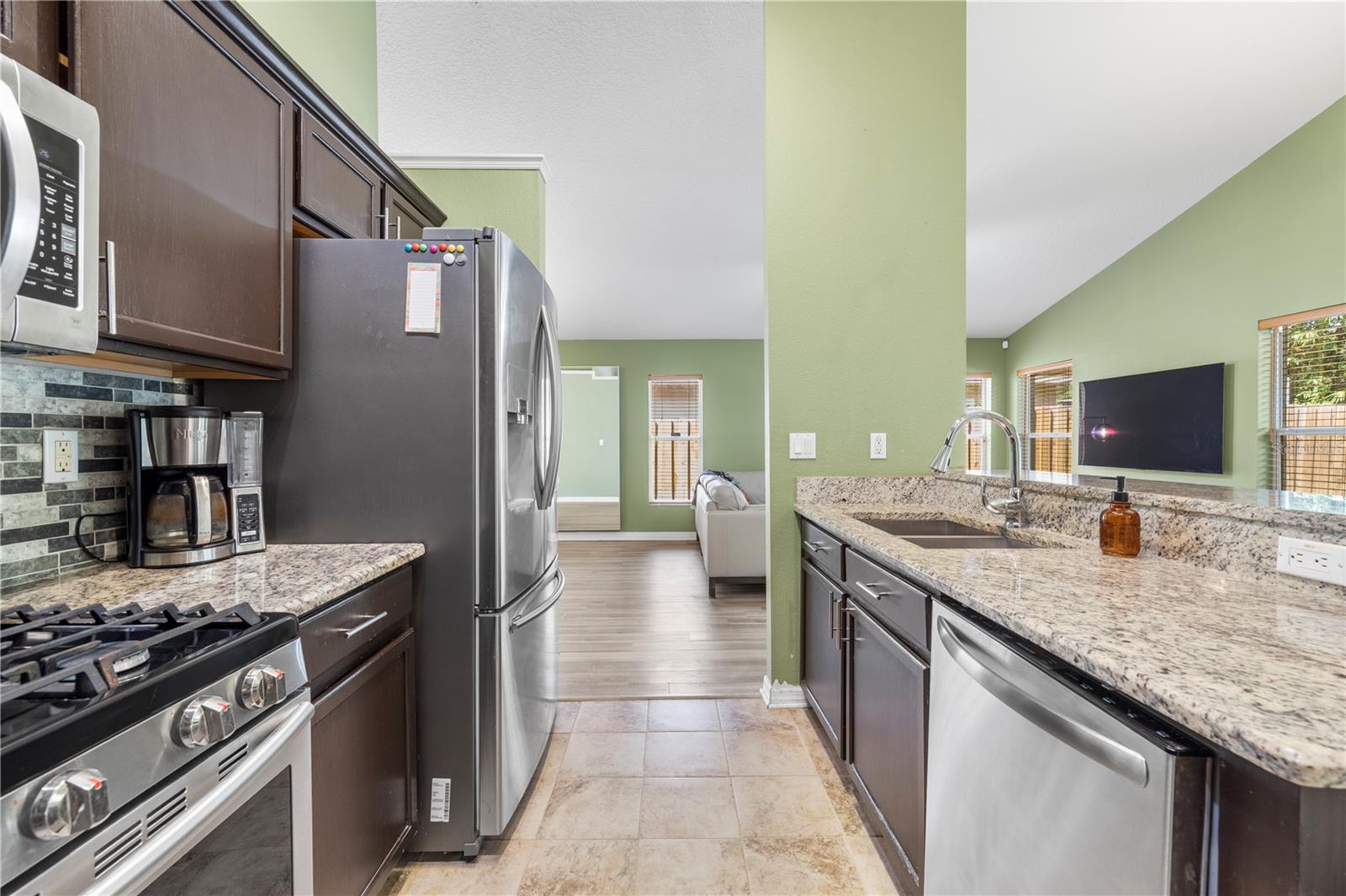 10148 SOMERSBY DR — photo 21