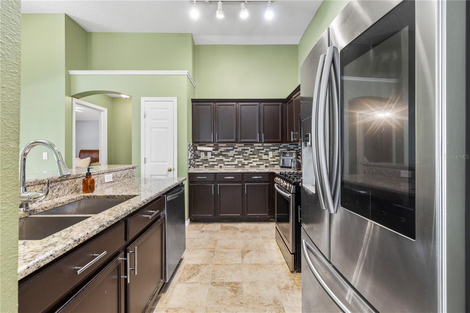 10148 SOMERSBY DR — photo 19