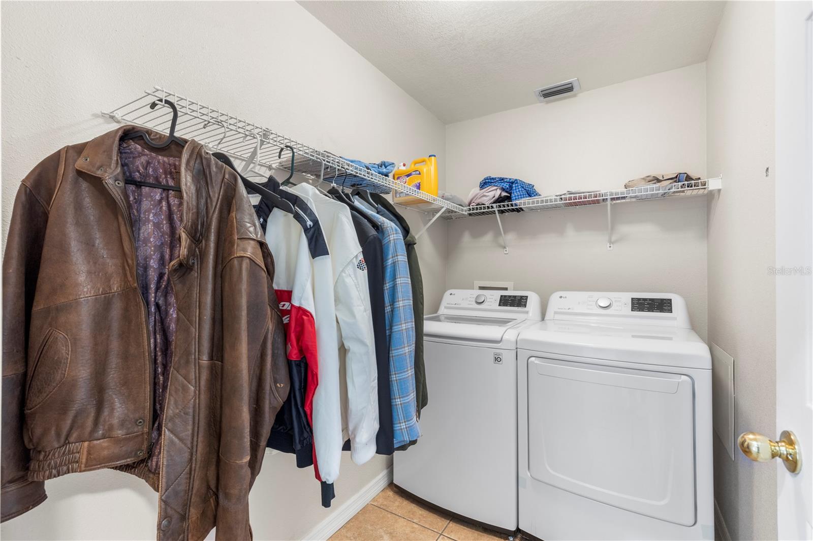 10148 SOMERSBY DR — photo 42