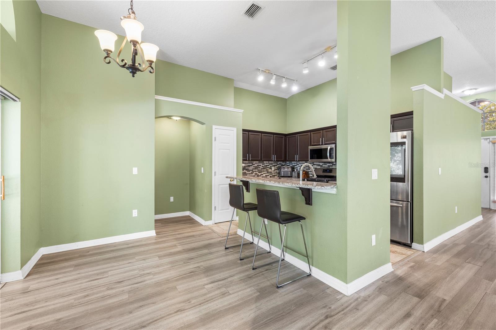 10148 SOMERSBY DR — photo 15