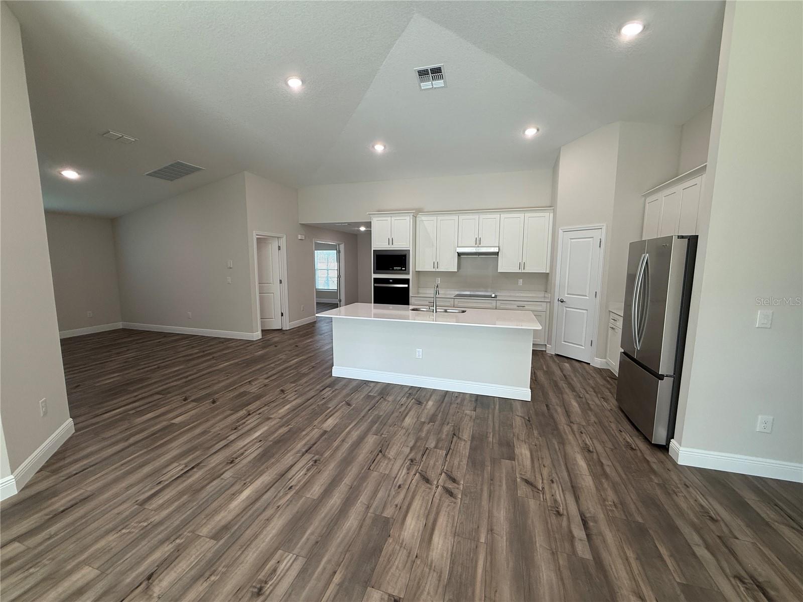 9924 ANNUNCIATION DRIVE — photo 7
