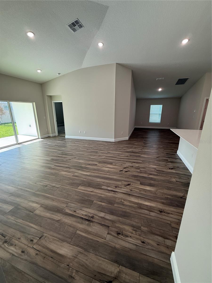 9924 ANNUNCIATION DRIVE — photo 9