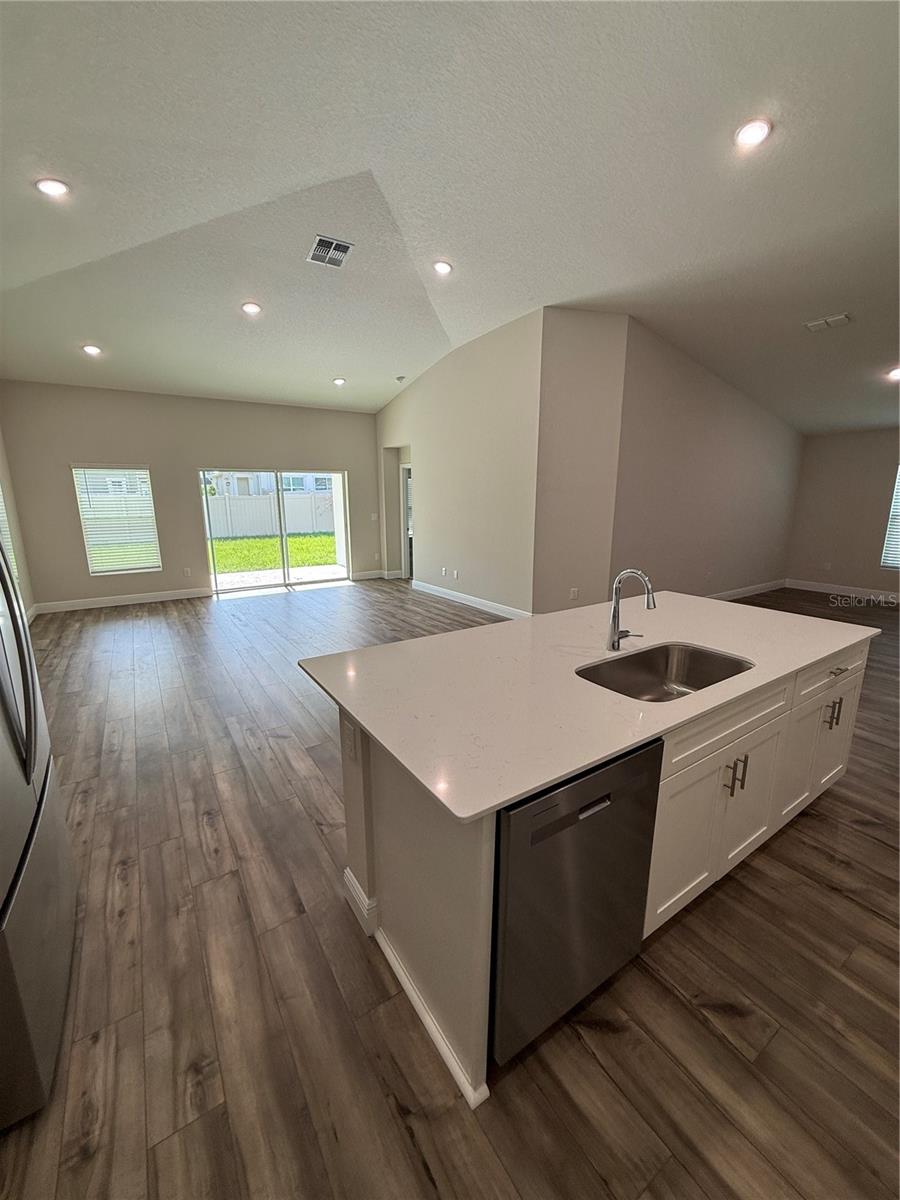 9924 ANNUNCIATION DRIVE — photo 8