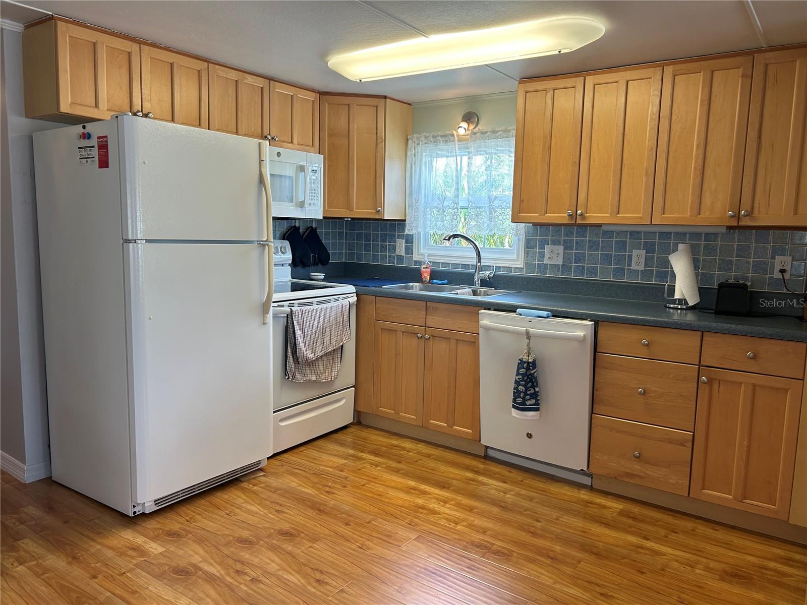 5007 BOCA RATON AVE — photo 9