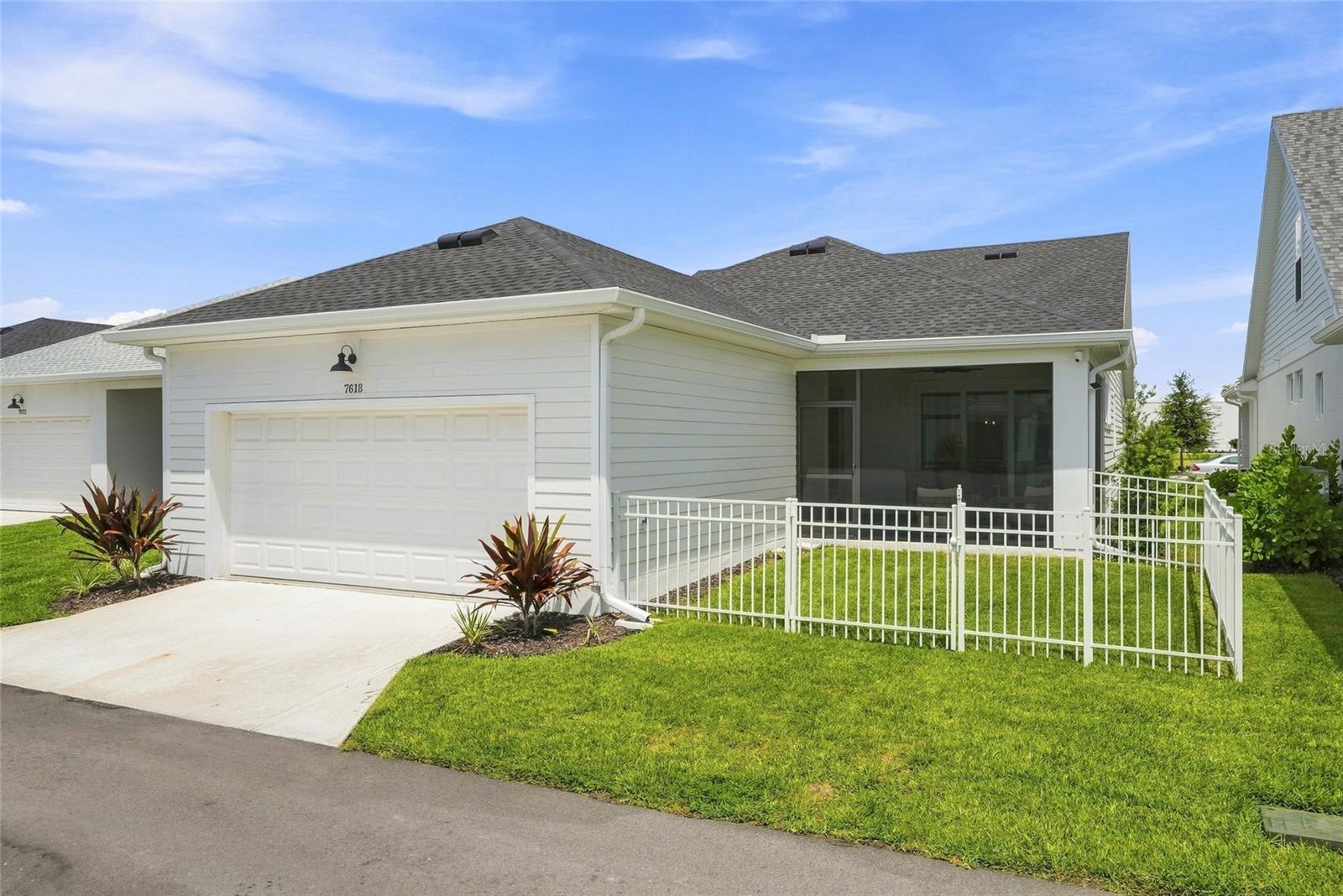 7618 SEAFLOWER PKWY — photo 31
