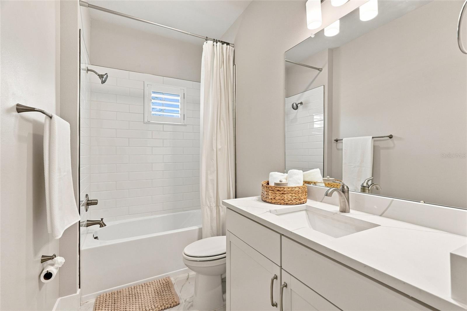 7618 SEAFLOWER PKWY — photo 9