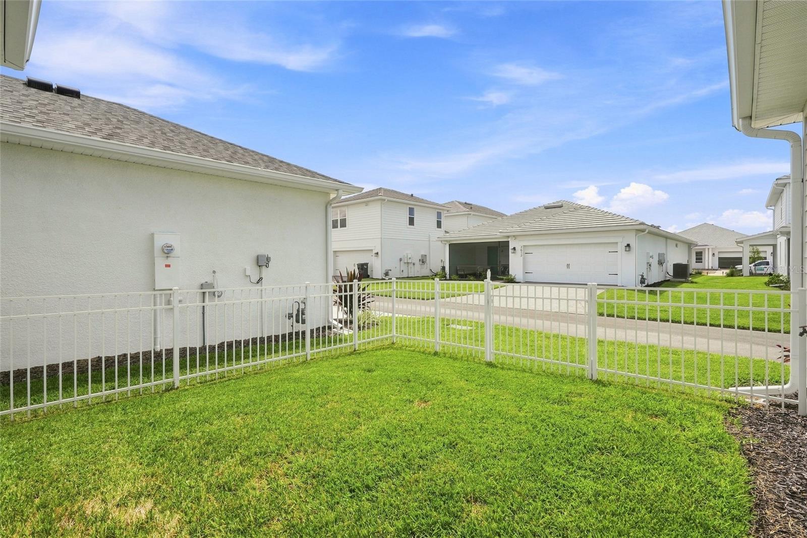 7618 SEAFLOWER PKWY — photo 30