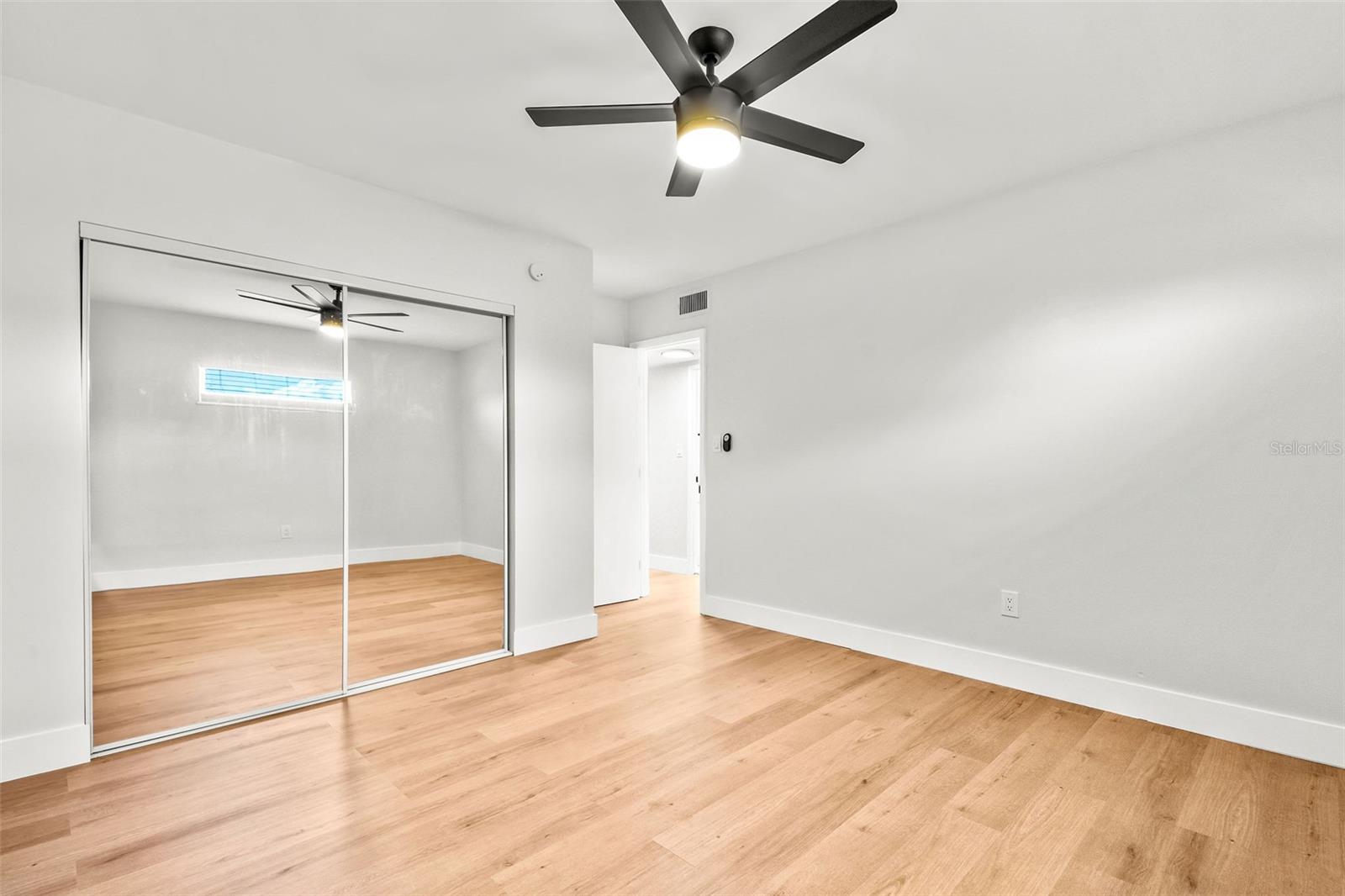 300 S NIMBUS AVE #3 — photo 7